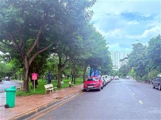 Giá tốt! bán đất bệt thự 18x18m, gần công viên, đường số 53, kdc văn minh, an phú, q2, 180 triệu/m2