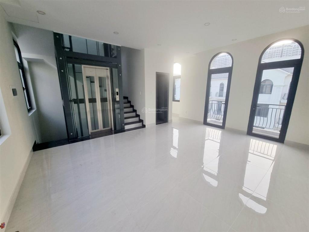 Nhà phố manhattan glory 96m2 đường thông, số đẹp, giá tốt thị trường là đây