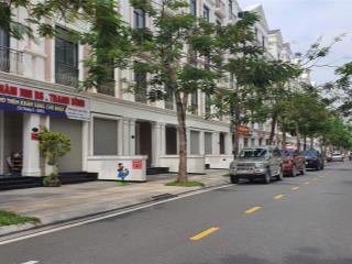 Bán nhà phố vinhomes grand park 84m2, sổ hồng gần sông