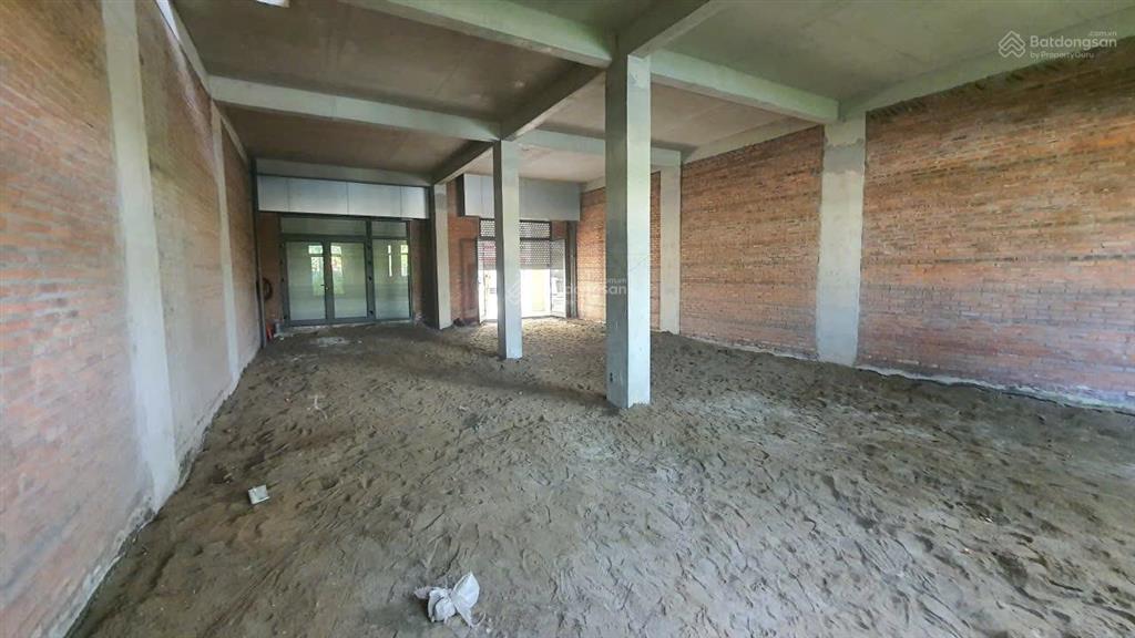 Bán nhà phố siêu to 160m2 (8x20) gần sông, bến du thuyền. giá siêu tốt