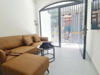 Siêu phẩm nhà đẹp full nội thất phố tây  giá 5 tỷ 2  tp nha trang hoặc cho thuê 18 triệu / tháng