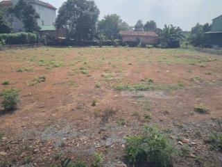 Chính chủ em bán lô đất sen trì 884m ont. giá đầu tư.  0963 253 ***