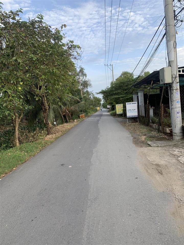 Bán rẻ diện tích lớn đất 3 mặt tiền tân nhiễu và t11, huyện bình chánh kế bên chợ bình điền