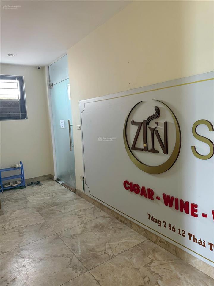 Bán tòa nhà mặt phố thái thịnh  vị trí ngã ba vàng, dòng tiền 2,5 tỷ/năm