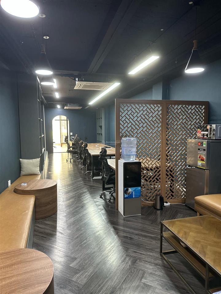 Cho thuê 02 sàn văn phòng (~105m2) mặt phố khâm thiêm