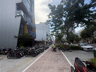 Bán nhanh lô 2 mặt tiền trước sau đường trần hưng đạo, ngay điểm bắn pháo hoa 7 tầng 16 phòng