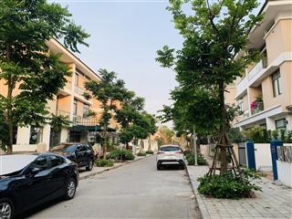 Cho thuê biệt thự tầng 1 mặt đường an phú kđt dương nội giá 12 triệu/tháng