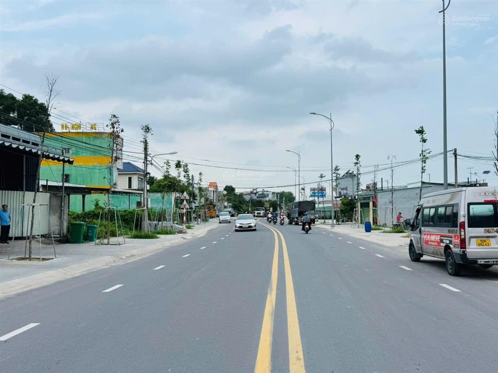 Đất mặt tiền dx 002 phú mỹ  diện tích 5 x 44m (90m2 thổ cư)