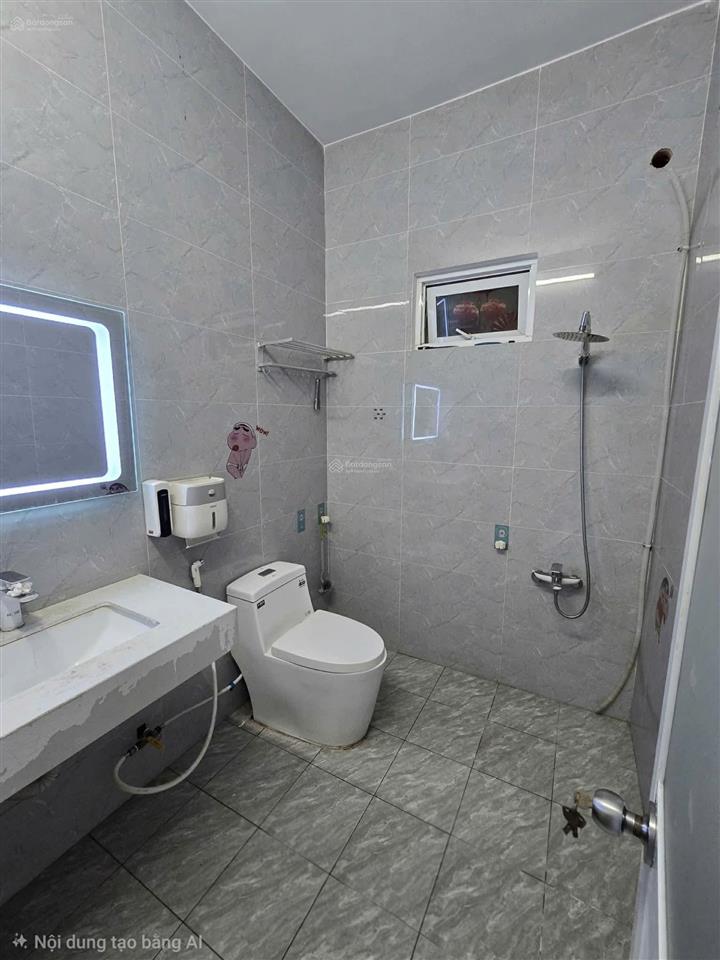 Nhà hiệp thành  trệt lững 3 phòng ngủ , sân trước ô tô , sân sau thoáng  đường thông