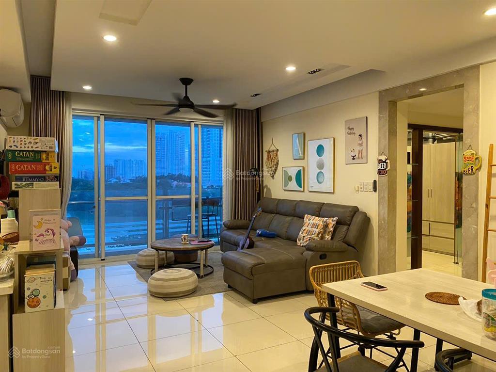 Định cư nước ngoài bán gấp ch riverpark residence, căn góc, view sông, giá chỉ 14.6 tỷ vnd, 124m2