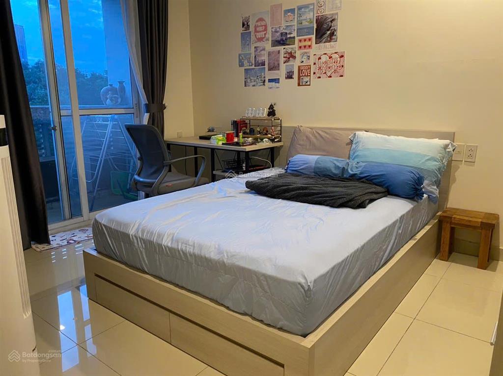 Định cư nước ngoài bán gấp ch riverpark residence, căn góc, view sông, giá chỉ 14.6 tỷ vnd, 124m2