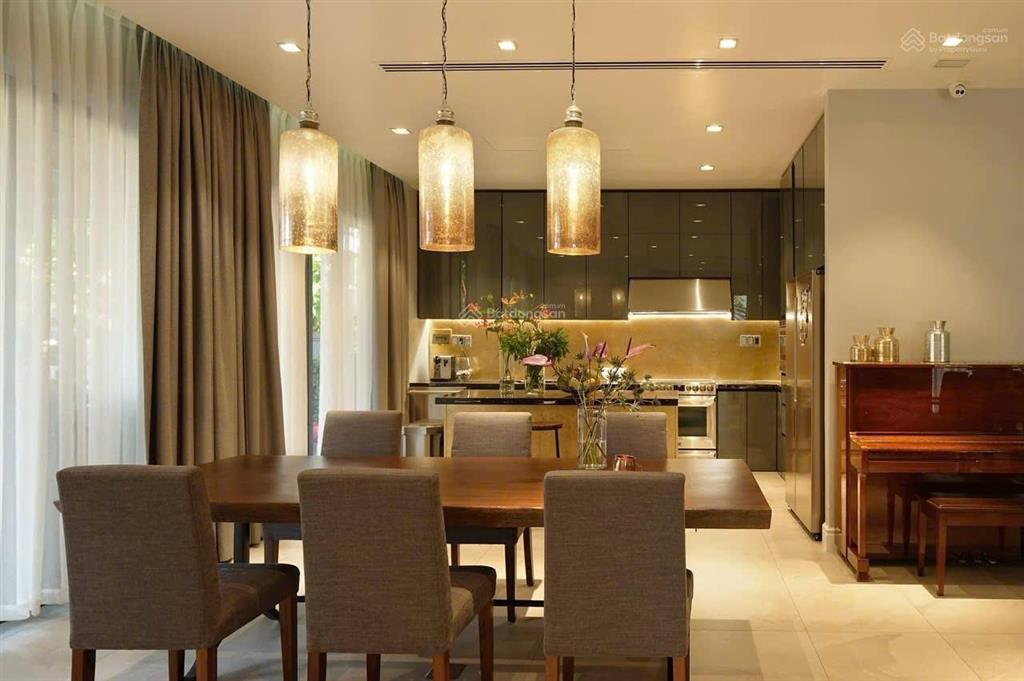 Gia đình cần bán bt nam viên, 332m2 căn góc, 2 mặt tiền khu nam, pmh, giá chỉ 157 tỷ, 0972 867 ***