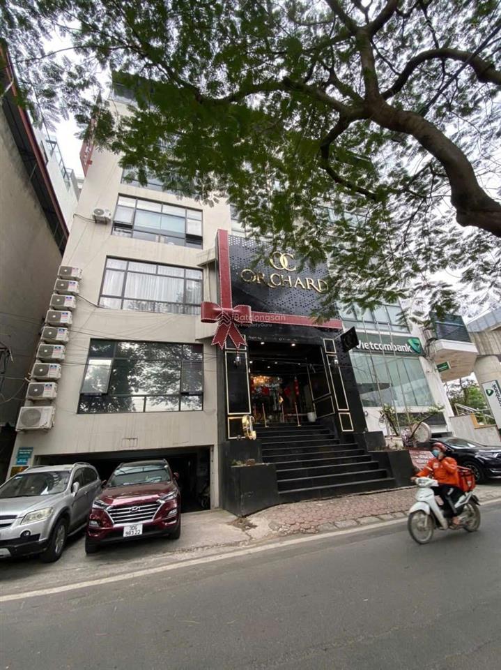 Cho thuê văn phòng diện tích linh hoạt mặt phố 36 hoàng cầu quận đống đa