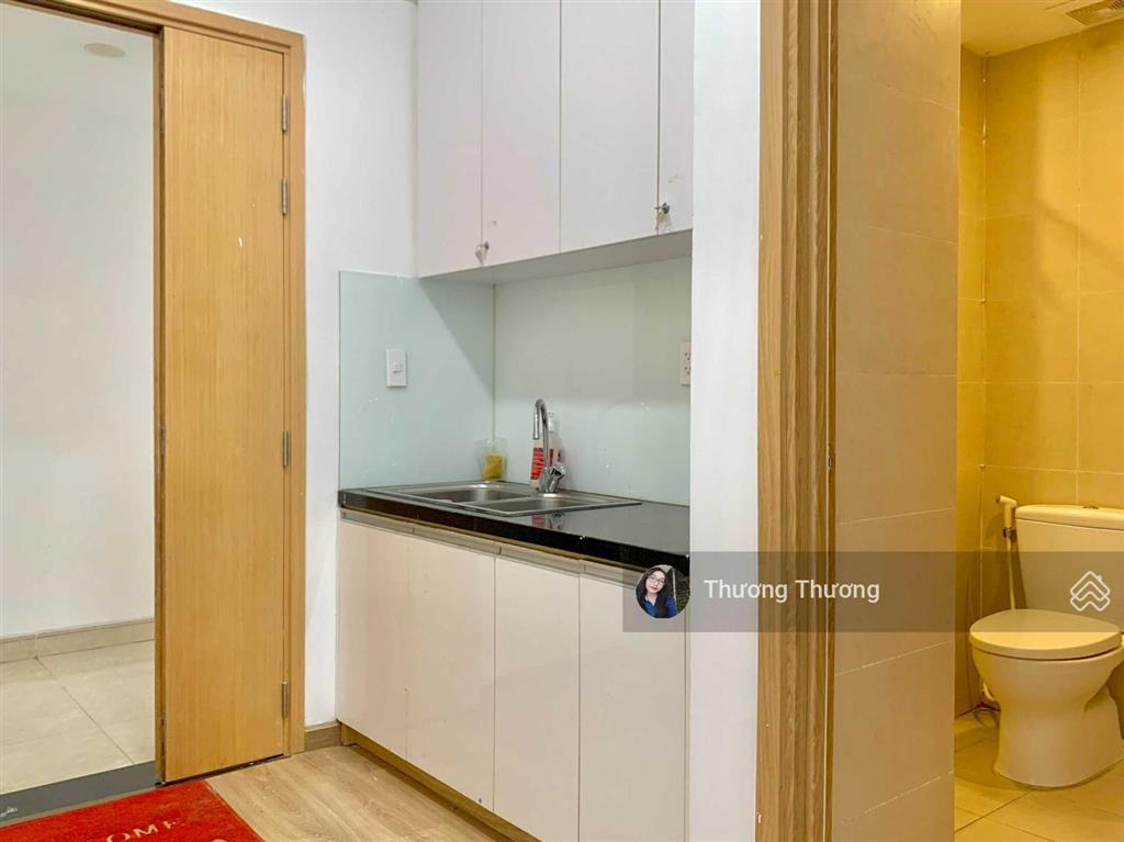 Sàn officetel  văn phòng charmington la pointe q10 cho thuê dt 200m2 full.  thương thương