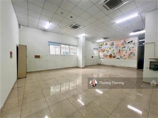 Cho thuê văn phòng 200m2 charmington la pointe trần cao, có 7 máy lạnh, chỉ 60tr