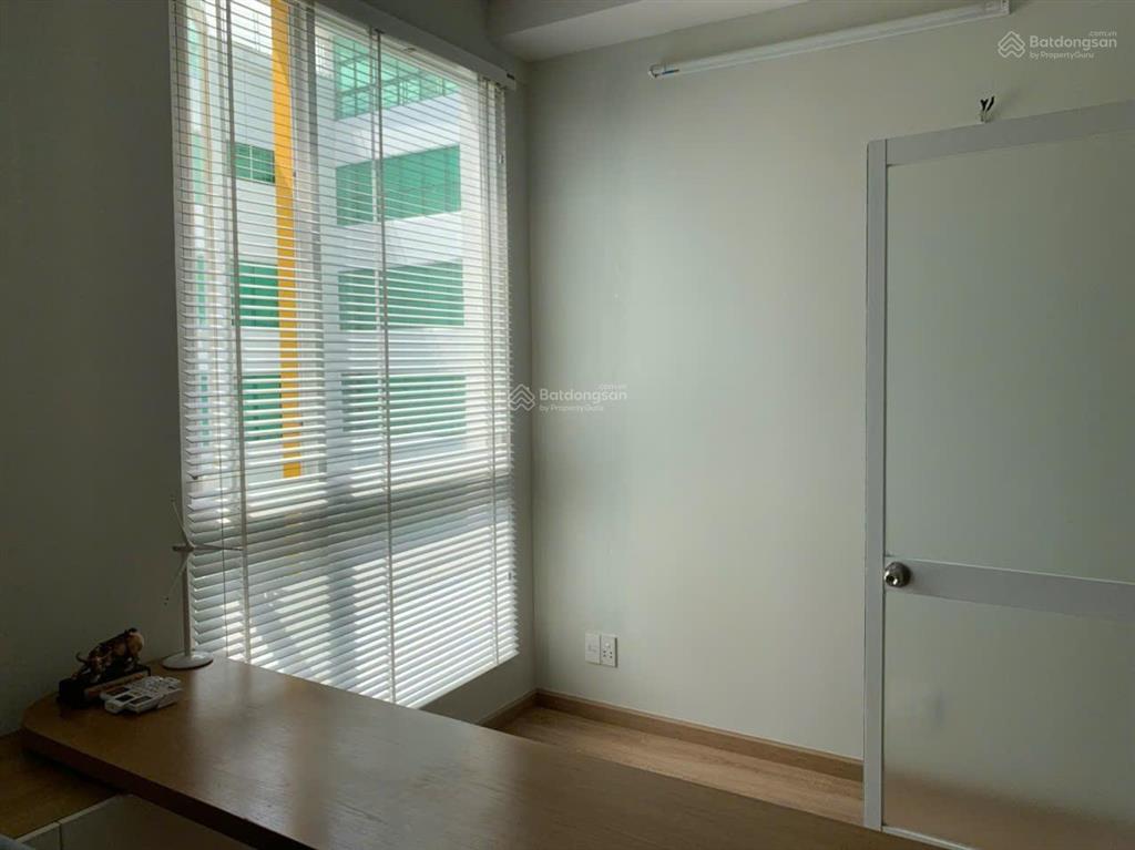 Officetel charmington la pointe, dt 35m2 full setup văn phòng, 1tỷ880 bao sang tên