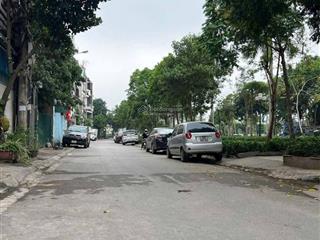 Bán lô đất 65m2 khu tái định cư tổ 1 phố thạch bàn đường 7m vỉa hè mt 5,3m cạnh aeon cầu vĩnh tuy