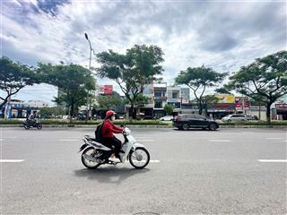 Bán lô đất mt đường lê văn hiến, ngay ngã 4 hồ xuân hương, đối diện trung tâm thương mại 2000 tỷ