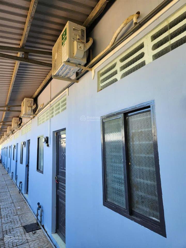 Cho thuê dãy trọ 20 phòng ngã 3 hương toàn  bến tràm 35tr/tháng  sẵn máy lạnh