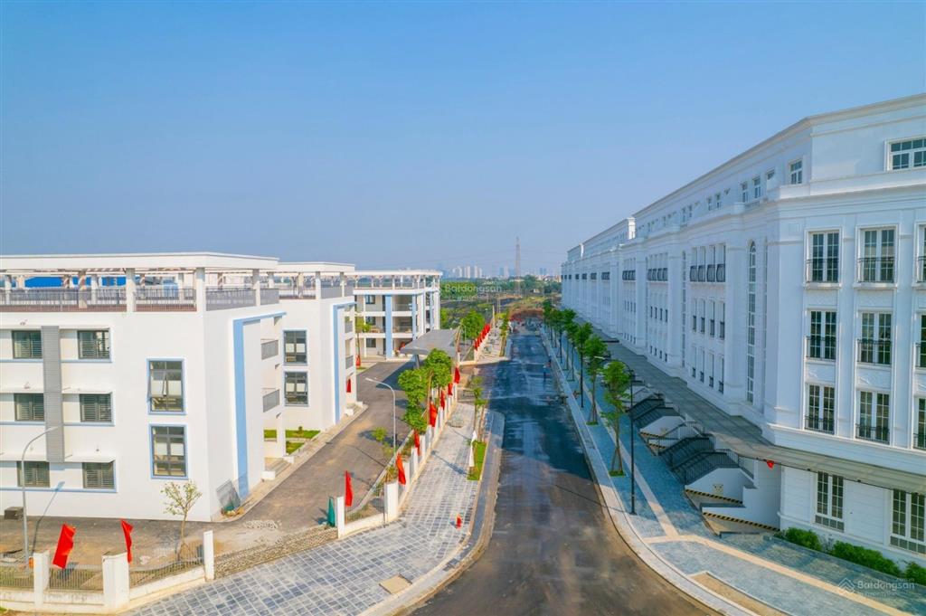 Cần bán gấp căn liền kề avenue garden 143,5m2, nhận nhà ngay