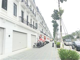 Cần bán shophouse embassy garden mặt đường hoàng minh thảo. dt 124m2