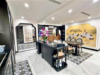 Cần bán căn 202m2 góc đông nam tòa chung cư euroland mỗ lao