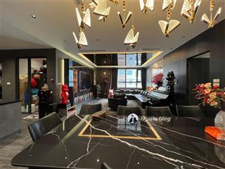 Chính chủ bán gấp cc diamond residence 25 lê văn lương 162m2 full nội thất đẹp long lanh