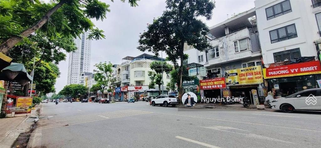 Chính chủ bán gấp liền kề văn phú đường 24m, kinh doanh, xe container dừng đỗ, giá đầu tư