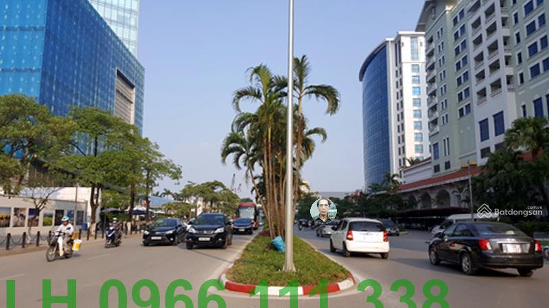 Chỉ hơn 20 tỷ có ngay nhà phố vip đào tấn gần ngã 3 linh lang 80m2  ô tô tránh  xây building ok