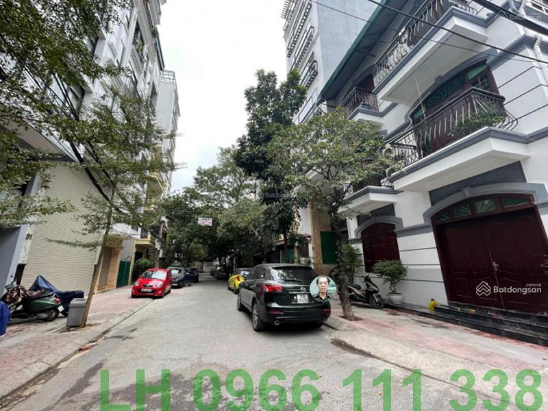 Chỉ hơn 20 tỷ có ngay nhà phố vip đào tấn gần ngã 3 linh lang 80m2  ô tô tránh  xây building ok
