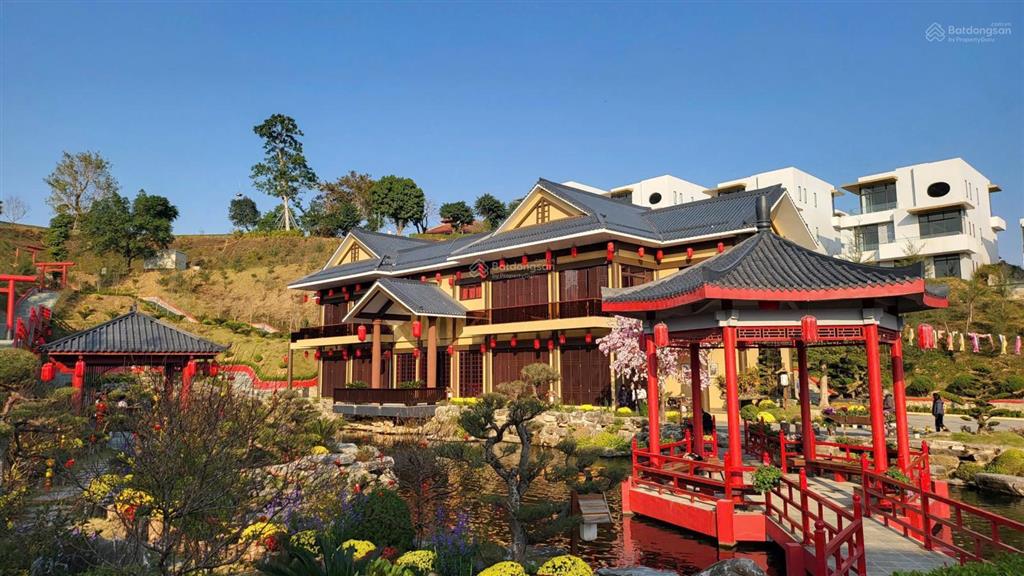 Siêu rẻ 5 tỷ 5 căn shophouse legacy hill, mặt đường liên xã 21m gần cổng chính