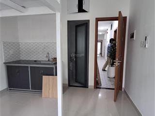 Phòng trọ cao cấp mới 100%, full tiện ích,thang máy, vân tay.