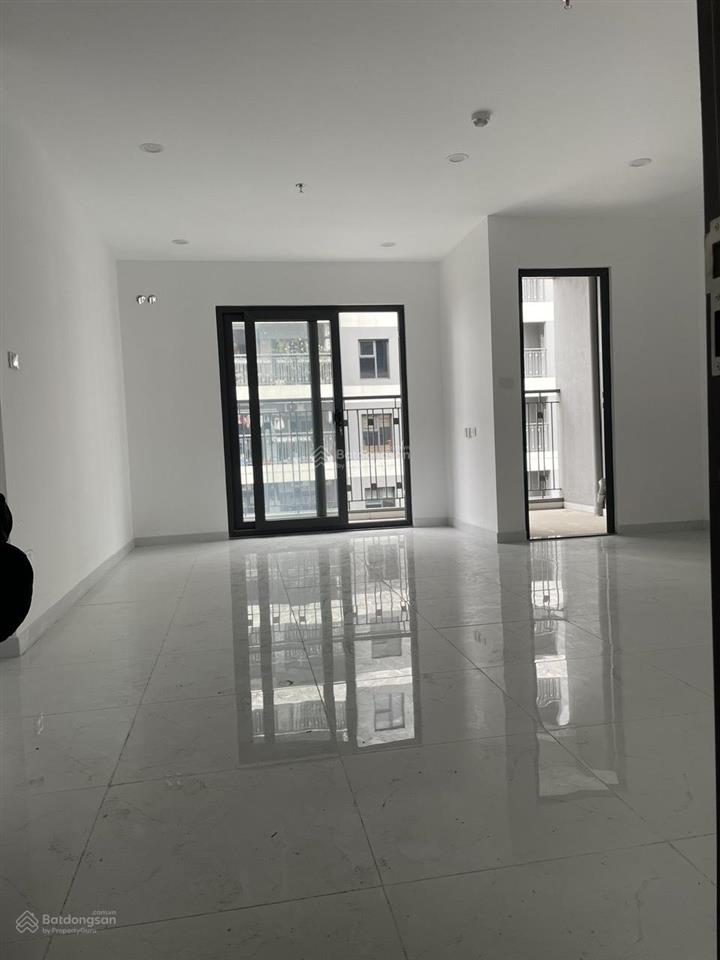 Bán căn hộ chung cư view hồ 32ha thị trấn trâu quỳ sẵn sổ, giao nhà ngay, hỗ trợ vay