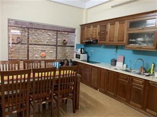 Cho thuê nhà ngõ 347 nguyễn khang 55m x4t ô tô đỗ cửa