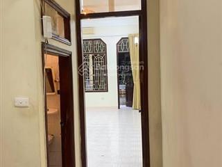 Cho thuê nhà trần quang diệu 85m2 x 4t ô tô đỗ cửa