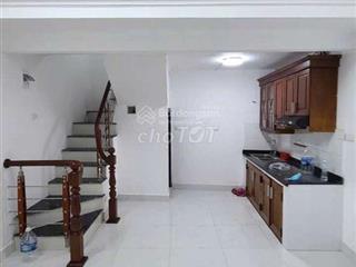 Cho thuê nhà ngõ thái hà 50m x3t ô tô đỗ cửa