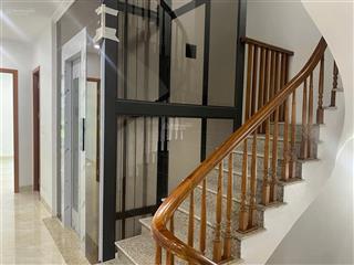 Cho thuê nhà ngõ 196 hồ tùng mậu 110m x 6t thang máy