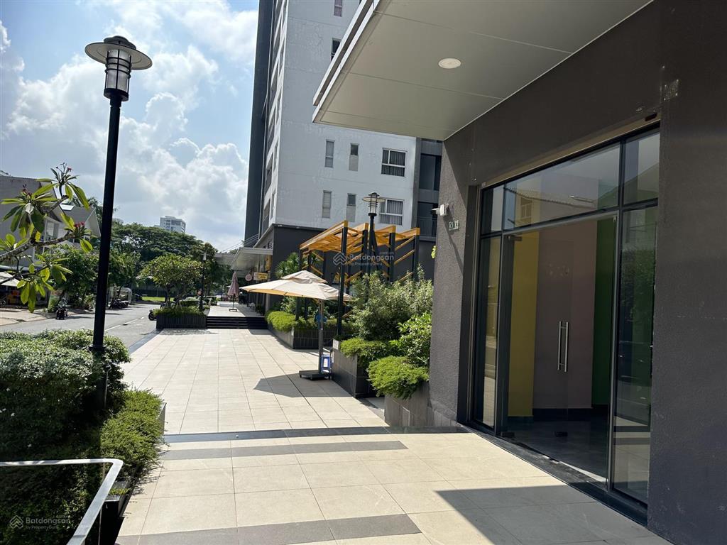 Căn góc shophouse siêu đẹp sunrise riverside phước kiểng nhà bè