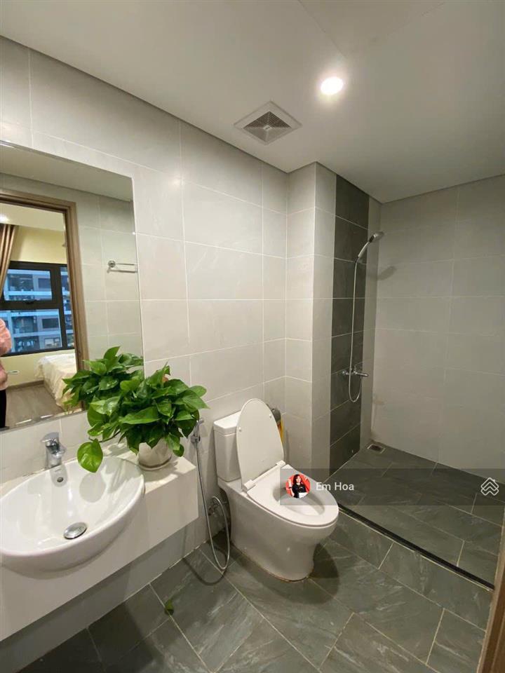Chính chủ cần bán gấp 2pn+1+1wc tòa s2.08 nội thất hiện đại luxury view thoáng tại vinhomes ocp 1