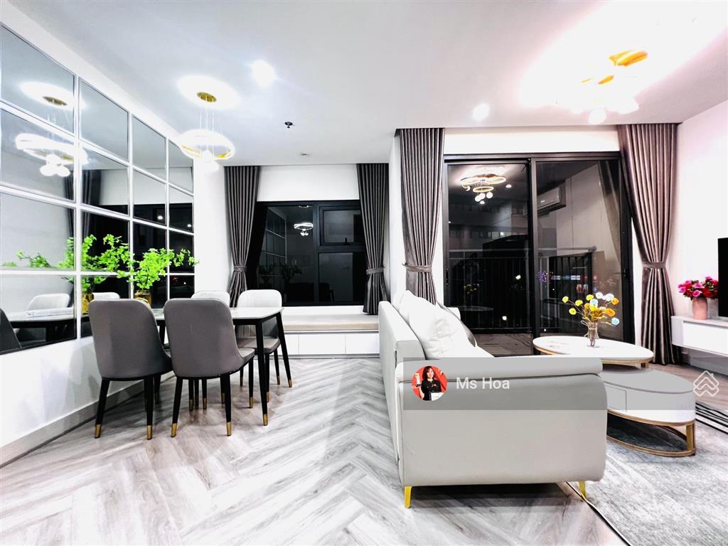 Chính chủ cần bán căn góc 2pn + 1, 2wc view siêu đẹp tòa s1 vinhomes ocean park 0986 784 ***