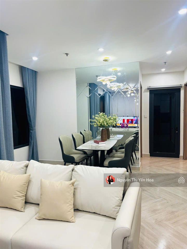 Chính chủ gửi bán gấp căn hộ 2n2w góc tòa s1.06 vinhomes ocp view đẹp thoáng, full nội thất như ảnh