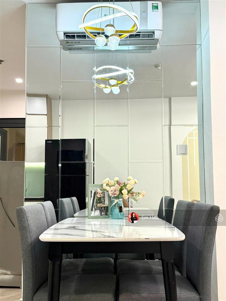 Chính chủ bán gấp căn hộ 2pn + 2wc nội thất mới tòa s2.05 view sông san hô và trường briton giá tốt