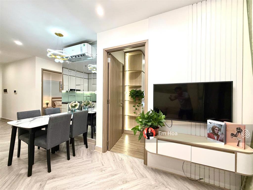 Chính chủ bán gấp căn hộ 2pn + 2wc nội thất mới tòa s2.05 view sông san hô và trường briton giá tốt