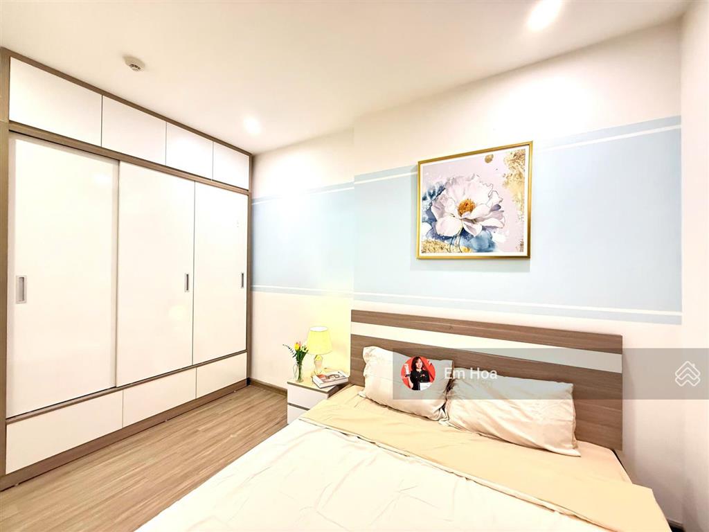 Chính chủ bán gấp căn hộ 2pn + 2wc nội thất mới tòa s2.05 view sông san hô và trường briton giá tốt
