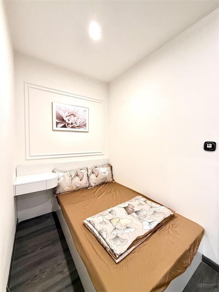 Chính chủ gửi bán căn hộ 1n + tòa r1.03 view hồ cá koi, view công viên gia lâm siêu đẹp