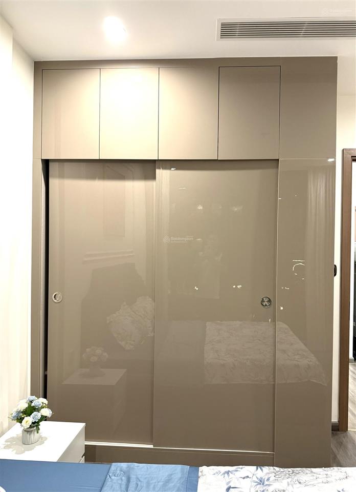 Chính chủ gửi bán căn hộ 1n + tòa r1.03 view hồ cá koi, view công viên gia lâm siêu đẹp