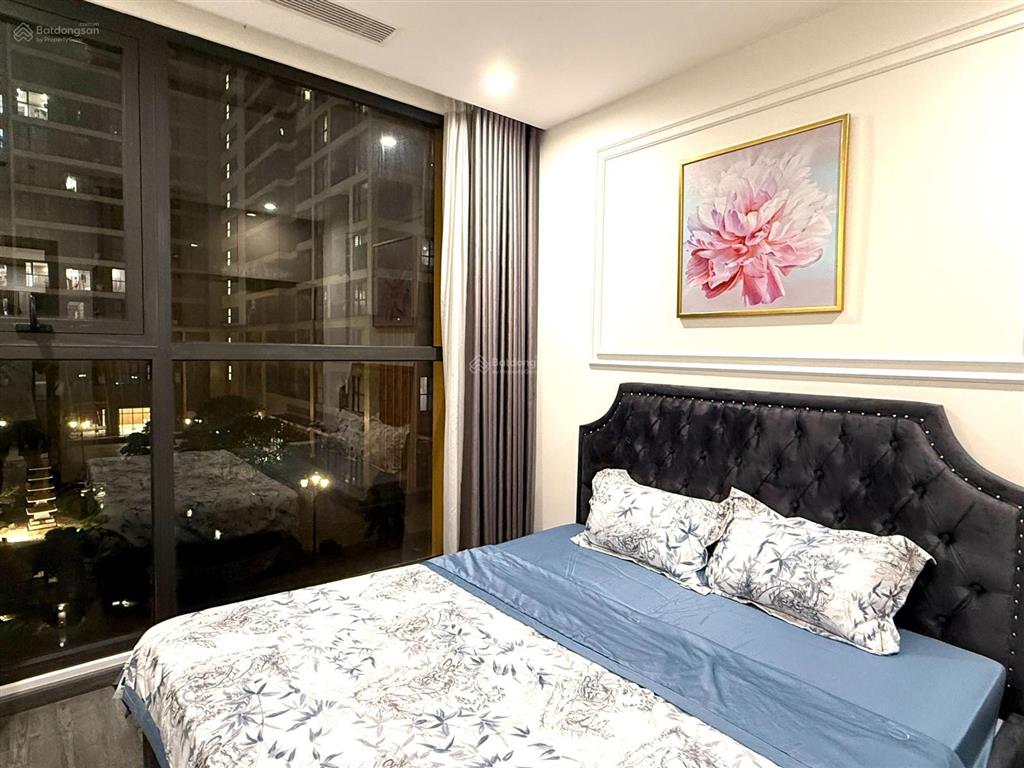 Chính chủ gửi bán căn hộ 1n + tòa r1.03 view hồ cá koi, view công viên gia lâm siêu đẹp