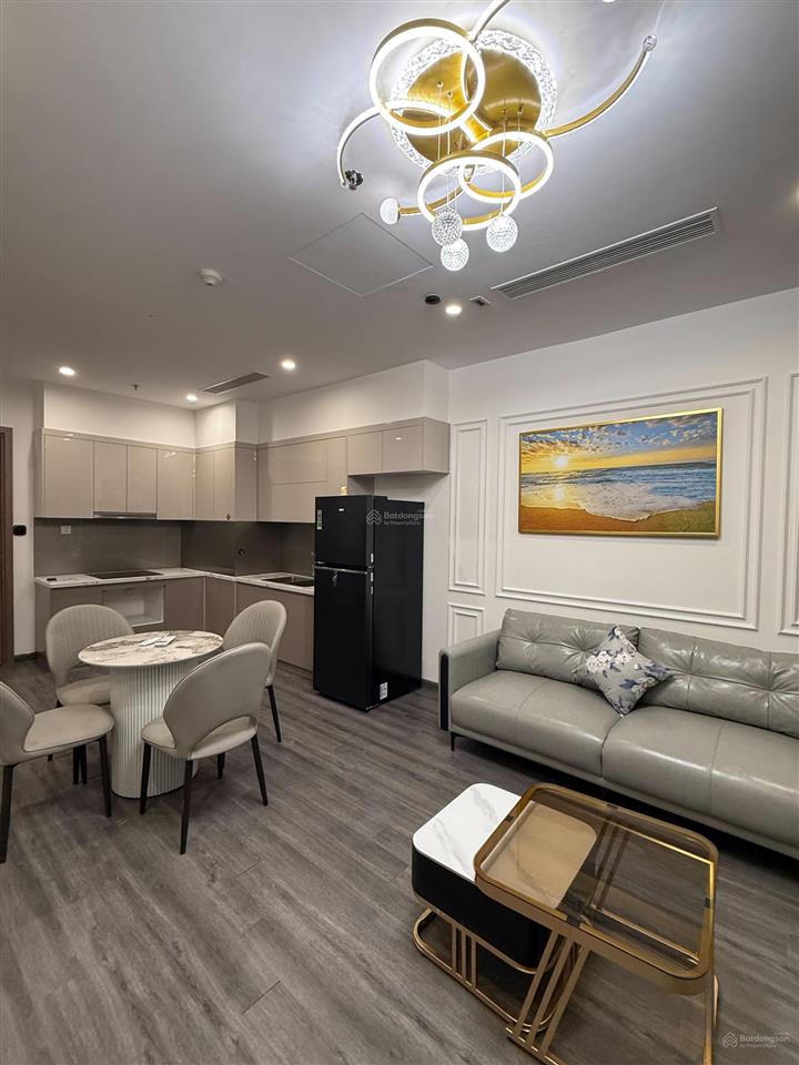 Chính chủ gửi bán căn hộ 1n + tòa r1.03 view hồ cá koi, view công viên gia lâm siêu đẹp