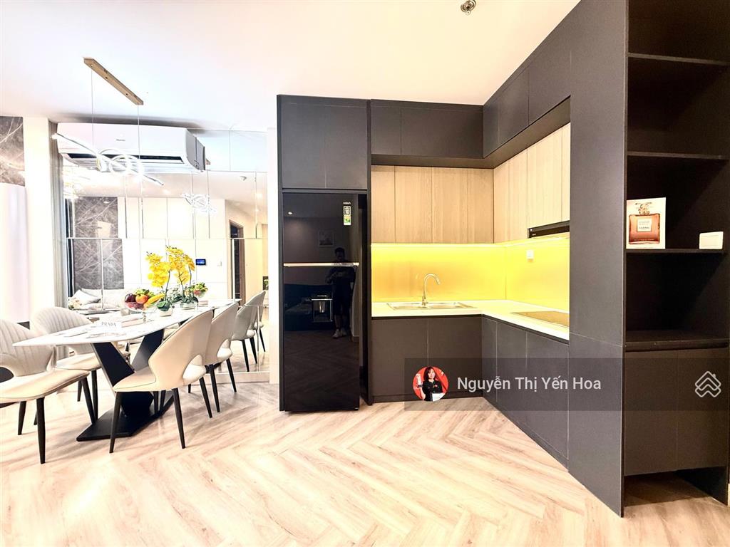 Cần tiền bán gấp căn 1n+ 48m, giảm giá 200tr tòa s1.06 full nội thất luxuty ,view đẹp tại vin1