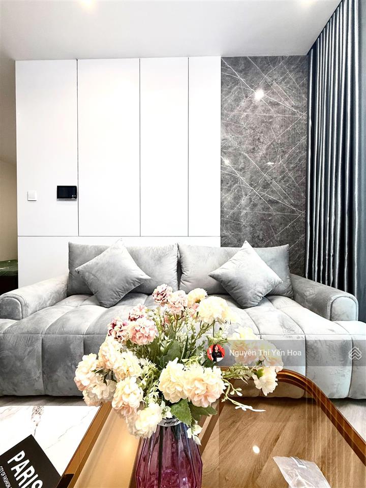Cần tiền bán gấp căn 1n+ 48m, giảm giá 200tr tòa s1.06 full nội thất luxuty ,view đẹp tại vin1